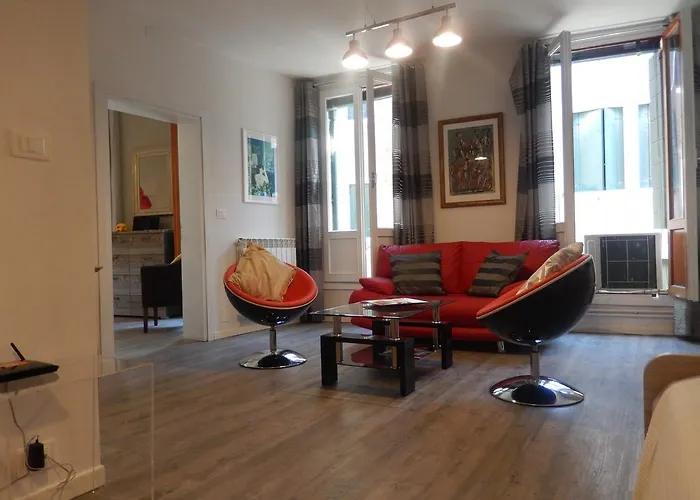 Camilla Apartment *