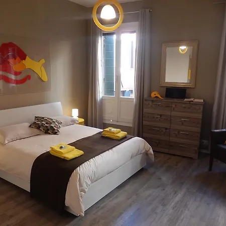 Camilla Apartman Velence